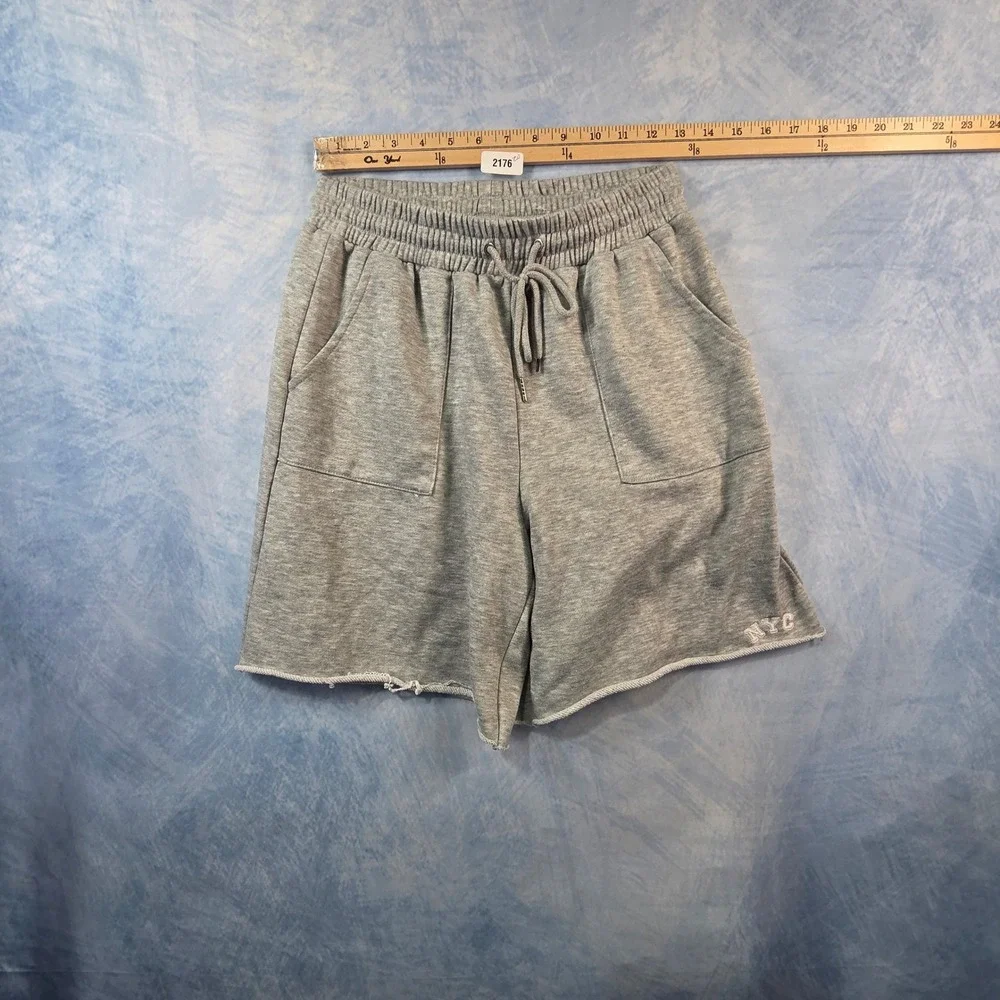 Princess Polly XX Gray NYC Sweat Shorts Elastic Drawstring Waist Raw Hem Size 6